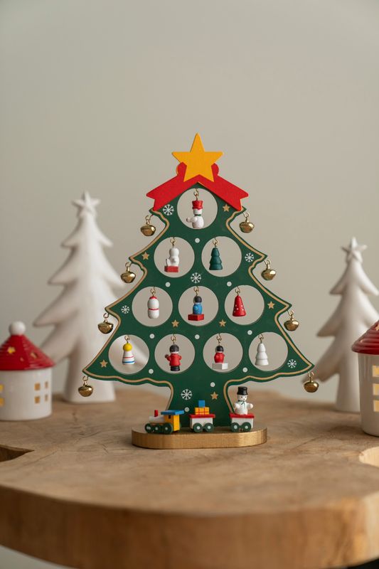 Julgran med pynt 27cm Grön