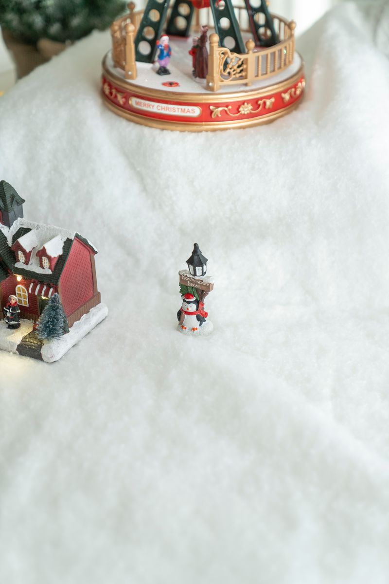 Julby - Mini Lyktstolpe Pingvin