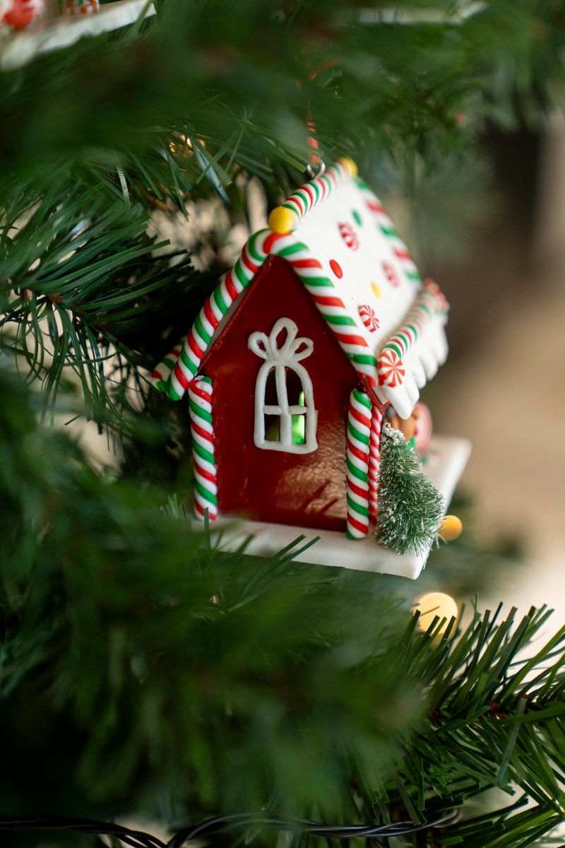 Julgranspynt - Pepparkakshus 9cm Ren